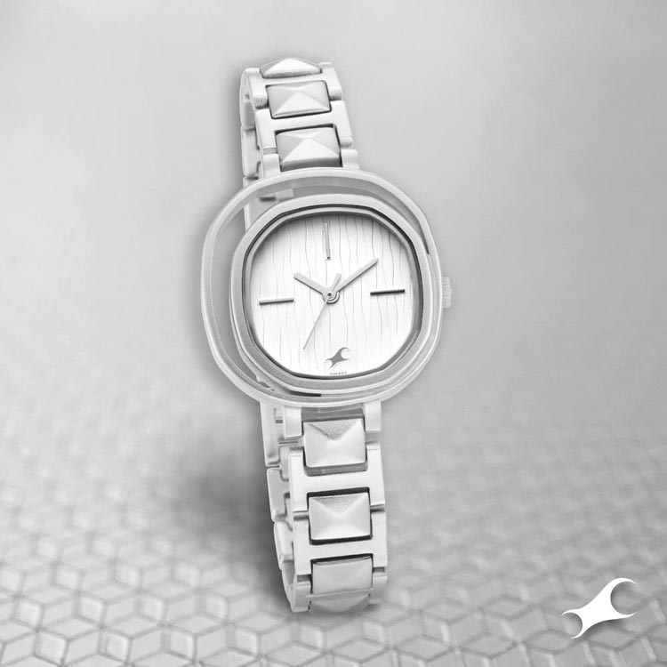 Buy Fastrack 6276SM01 Watch in India I Swiss Time House