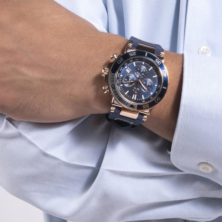 Buy GC Z14008G7MF Watch in India I Swiss Time House