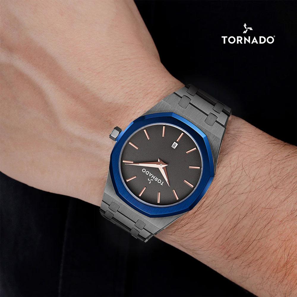 Buy Tornado Tornado T9009-XBXXL Watch in India I Swiss Time House