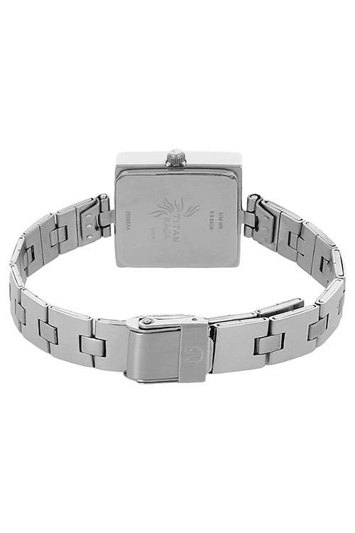 Buy Titan 2509SM01 Watch in India I Swiss Time House